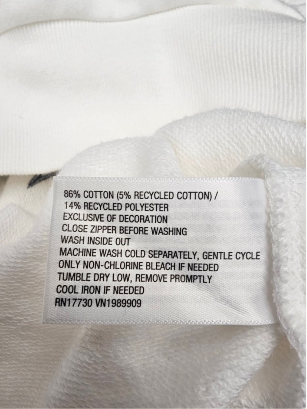 JoyLab White Crewneck Sweater with Blue Star Appliqués - Picture 6 of 6
